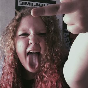 Meet your Posher, Hailee